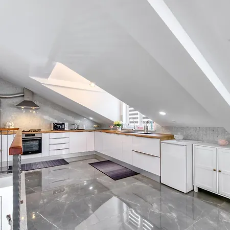 Sunset View New * Cavtat