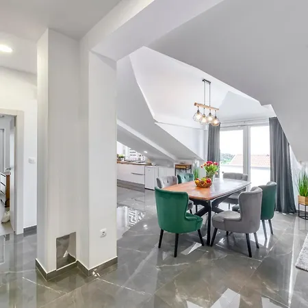 Апартаменты Sunset View New