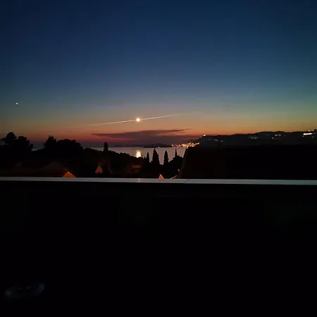 Sunset View New *
